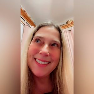 Meet your Posher, Kim